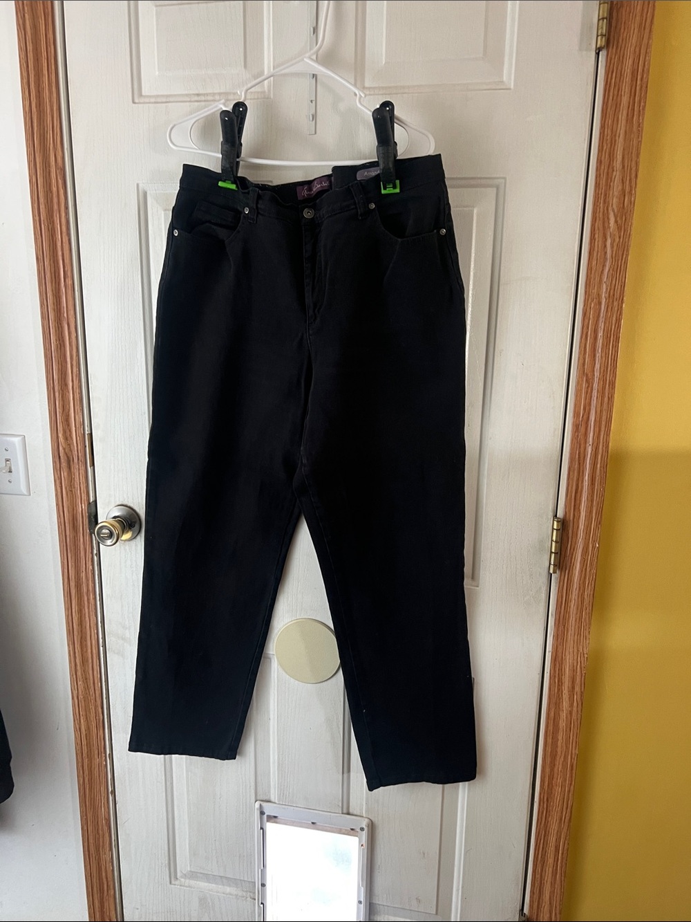 Gloria Vanderbilt Black Bootcut Jeans - Classic Five-Pocket